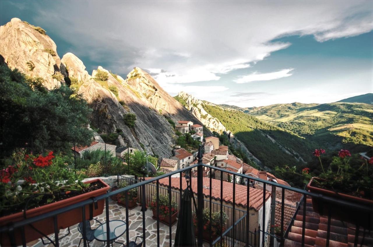 Dimore dell'Olmo - Ospitalità Diffusa Castelmezzano Exterior foto