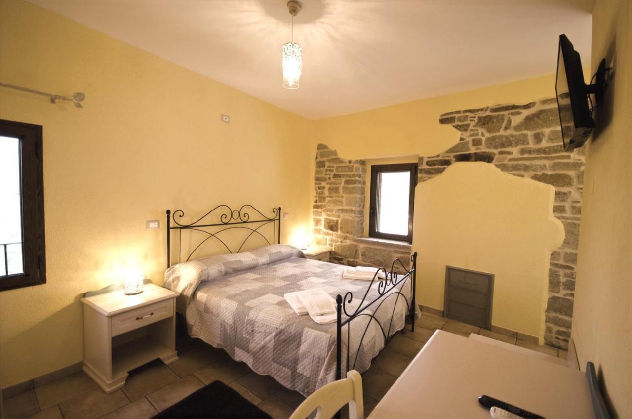 Dimore dell'Olmo - Ospitalità Diffusa Castelmezzano Exterior foto